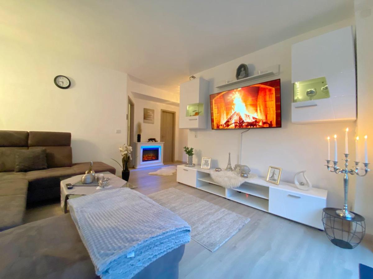 Moderne Fewo Weinberge Netflix Apartamento Zell Exterior foto